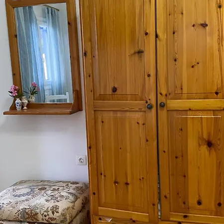 Apartment Studio In Paleopoli